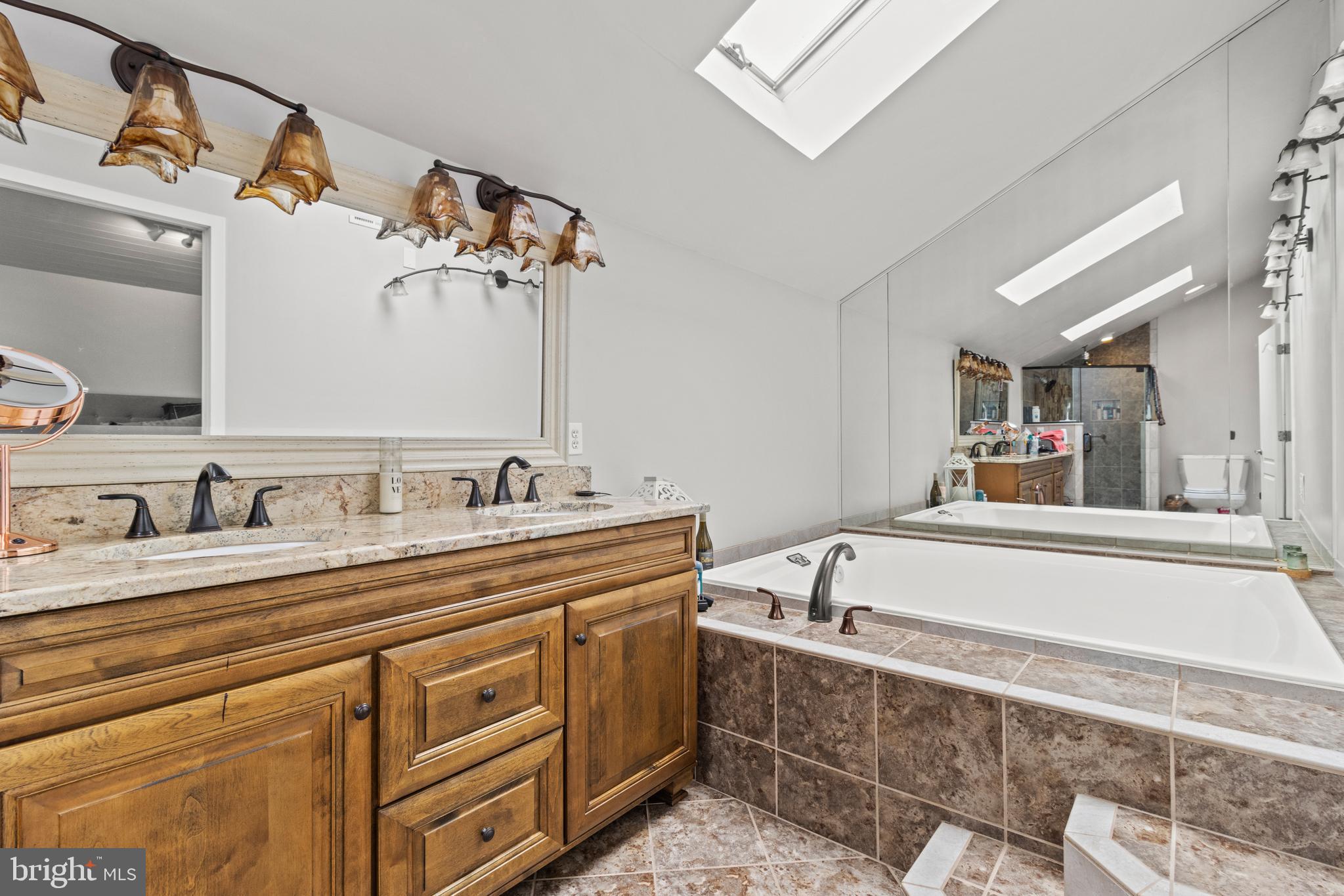 517 Broadwater Road Arnold, MD 21012 - Photo 12 of 23 Owner's bath