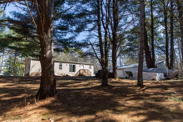 $300,000 | W8179 Eagle Drive, Oxford, WI 53952