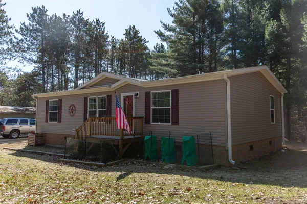 $300,000 | W8179 Eagle Drive, Oxford, WI 53952