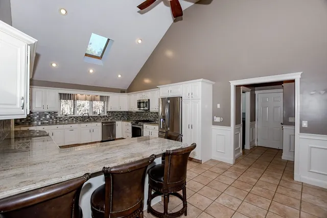 $799,900 | 850 Main Street, Wareham, MA 02576