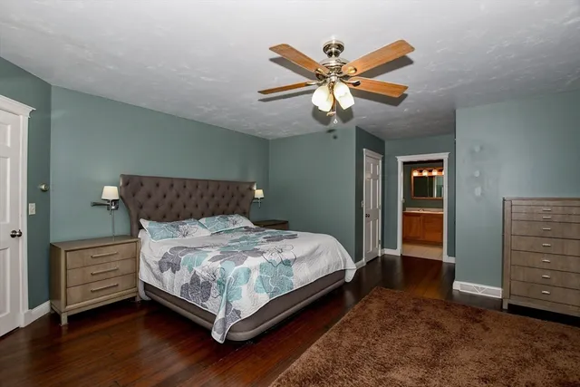 $799,900 | 850 Main Street, Wareham, MA 02576