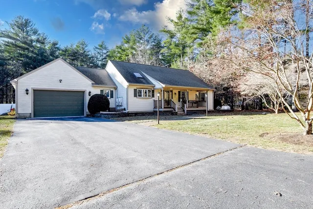 $799,900 | 850 Main Street, Wareham, MA 02576