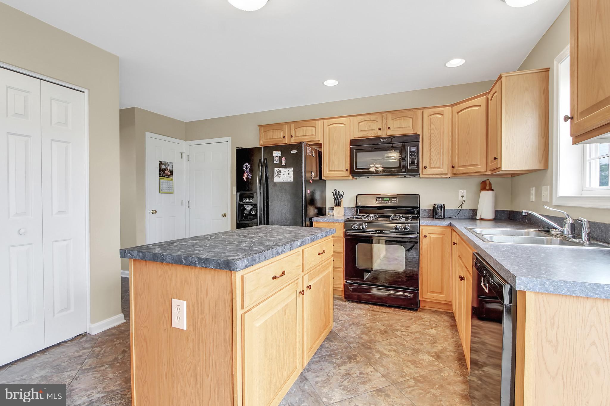 1300 Saddleback Road York, PA 17408 - Photo 15 of 26 Gallery Image 15