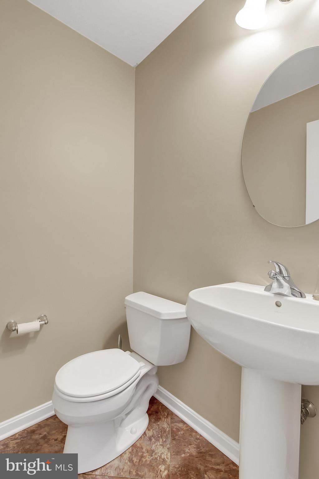 1300 Saddleback Road York, PA 17408 - Photo 16 of 26 Gallery Image 16