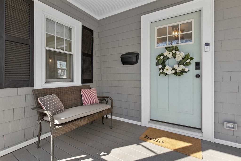 51 Chickatabot Road Quincy, MA 02169 - Photo 3 of 39 Gallery Image 3