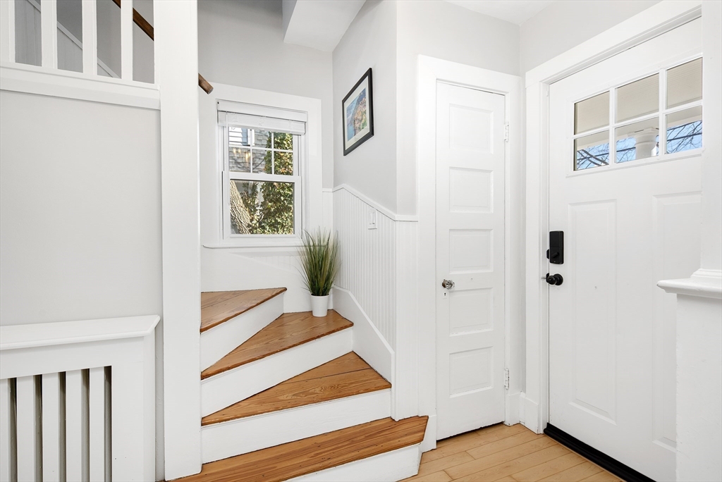 51 Chickatabot Road Quincy, MA 02169 - Photo 5 of 39 Gallery Image 5