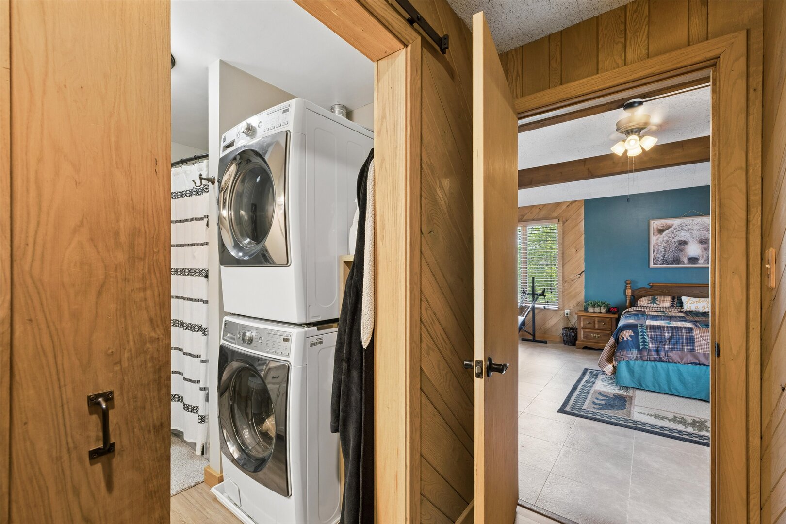 14839 Vans Road Fulton, IL 61252 - Photo 33 of 70 a utility room with dryer and washer