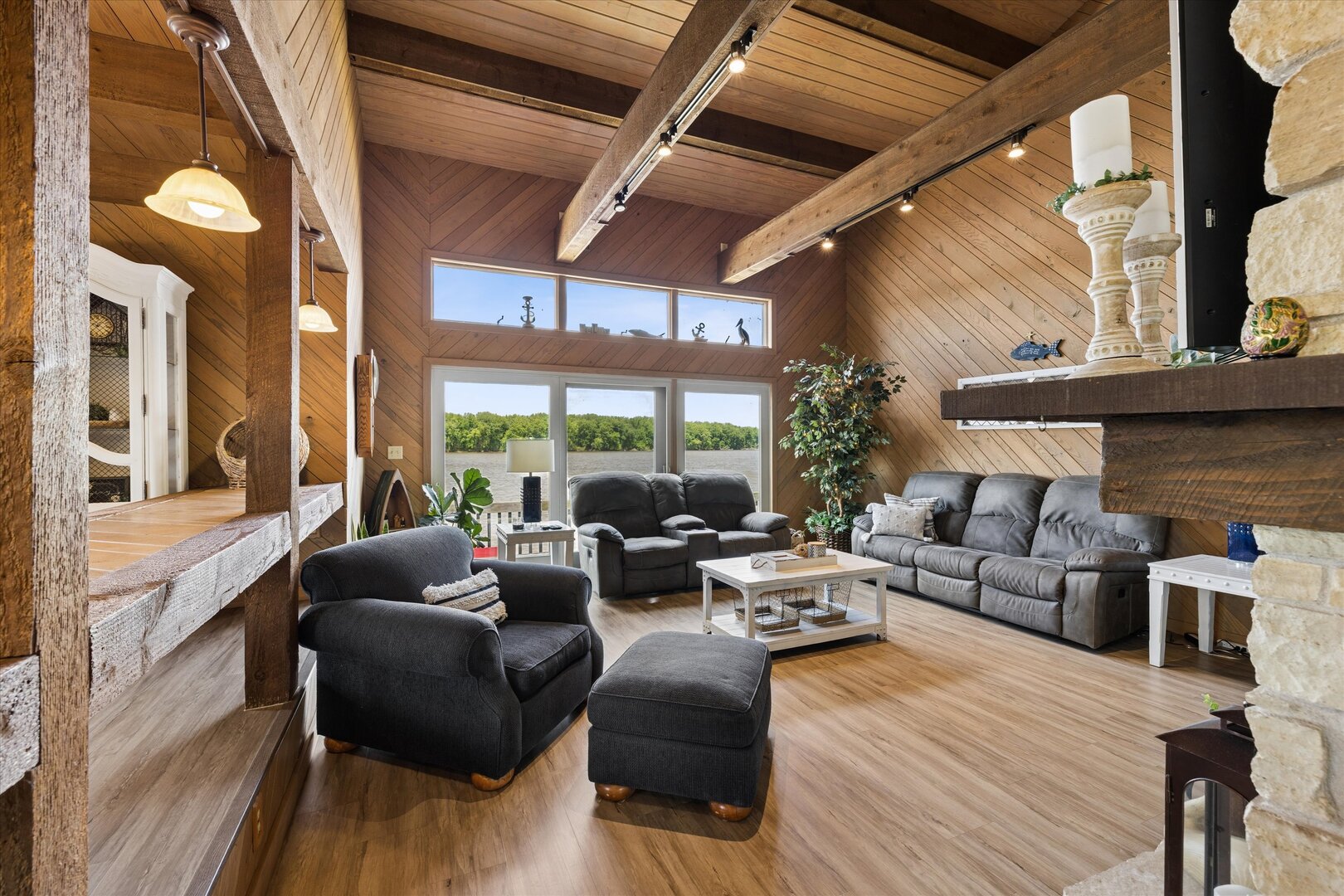 14839 Vans Road Fulton, IL 61252 - Photo 10 of 70 a living room with furniture and a large window