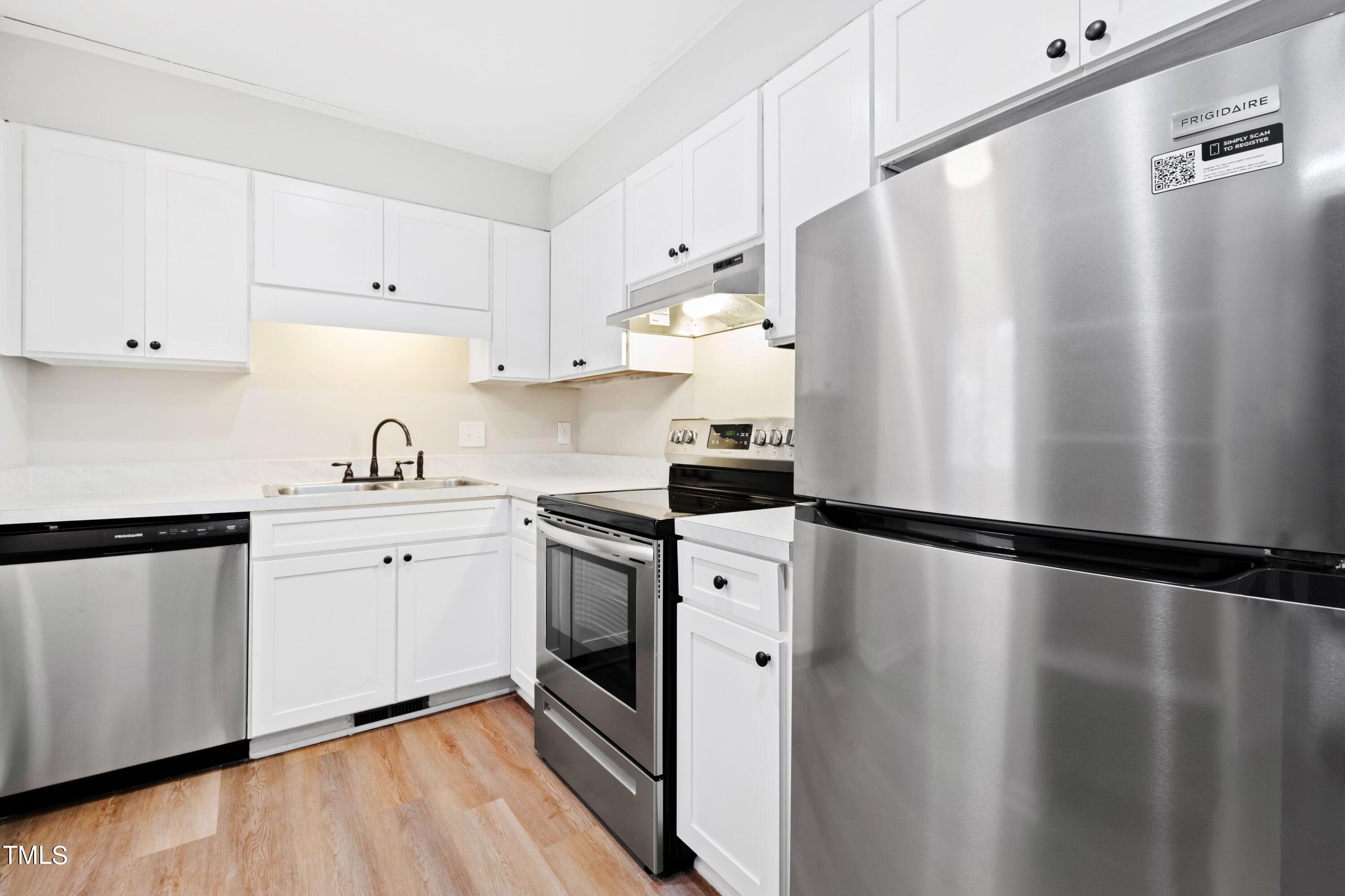 5325 Wayne Street Raleigh, NC 27606 - Photo 7 of 49 Unit A Kitchen