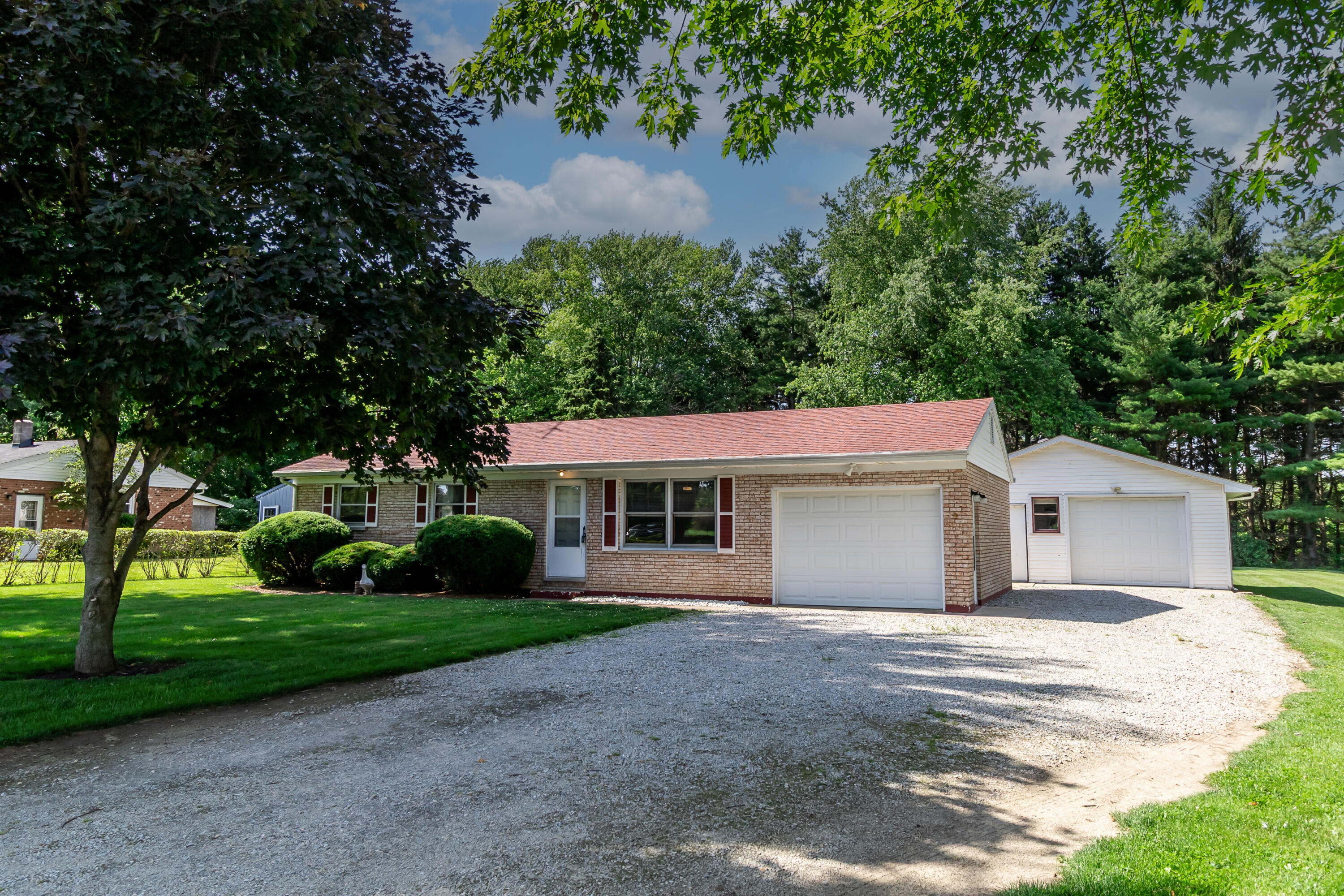 6260 Hartzell Road Greenville, OH 45331 - Photo 8 of 46 IMG_5700