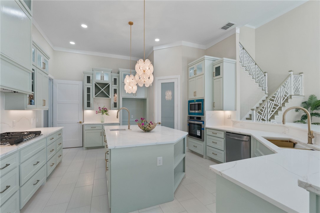 15845 Punta Espada Loop Corpus Christi, TX 78418 - Photo 13 of 40