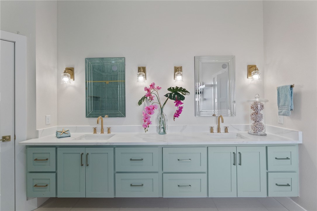 15845 Punta Espada Loop Corpus Christi, TX 78418 - Photo 21 of 40