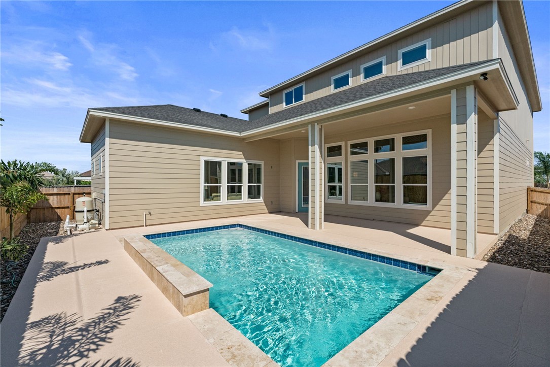 15845 Punta Espada Loop Corpus Christi, TX 78418 - Photo 38 of 40