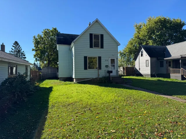 $225,000 | 712 8th Avenue, Two Harbors, MN 55616