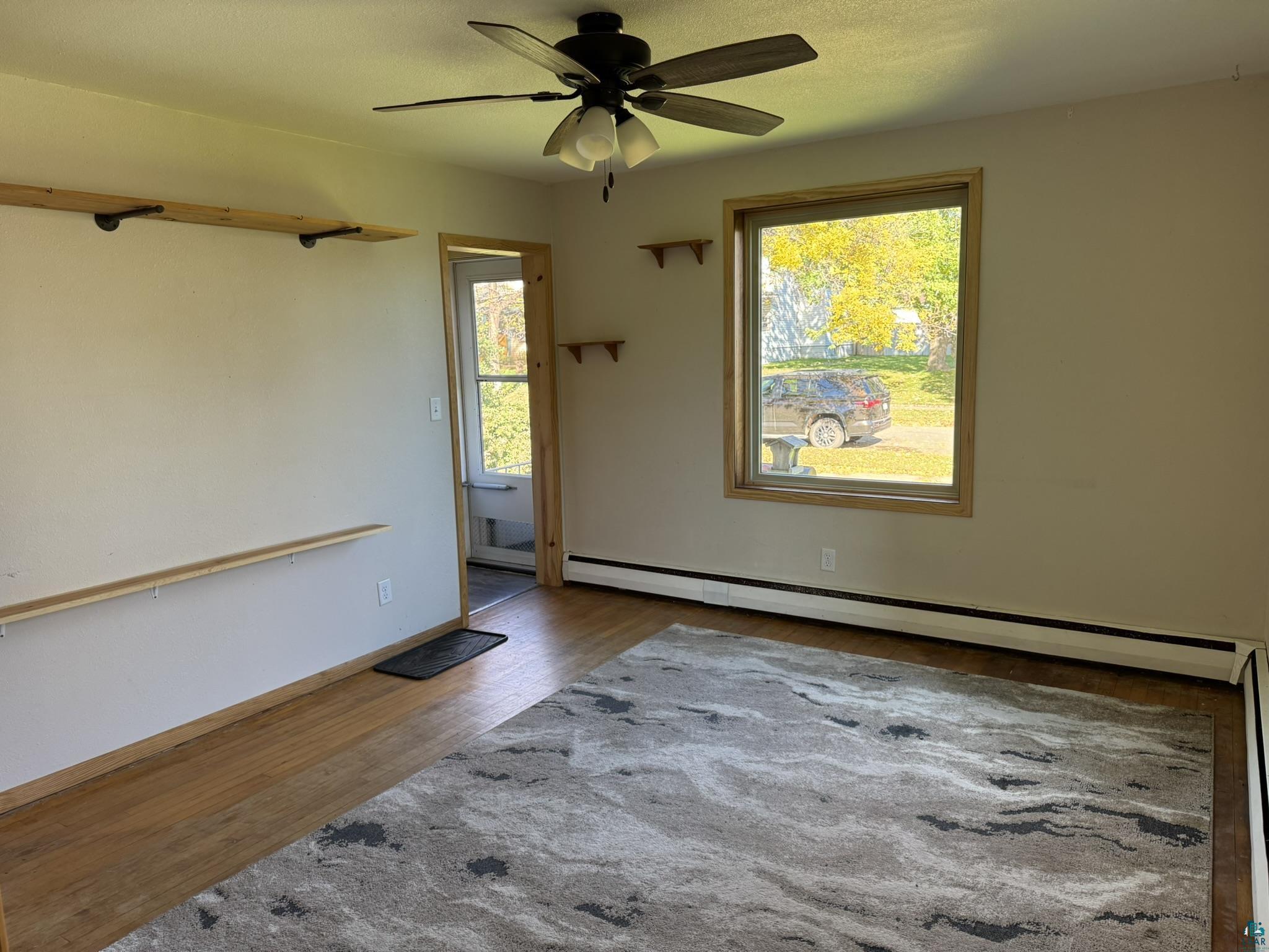 712 8th Avenue Two Harbors, MN 55616 - Photo 10 of 21
