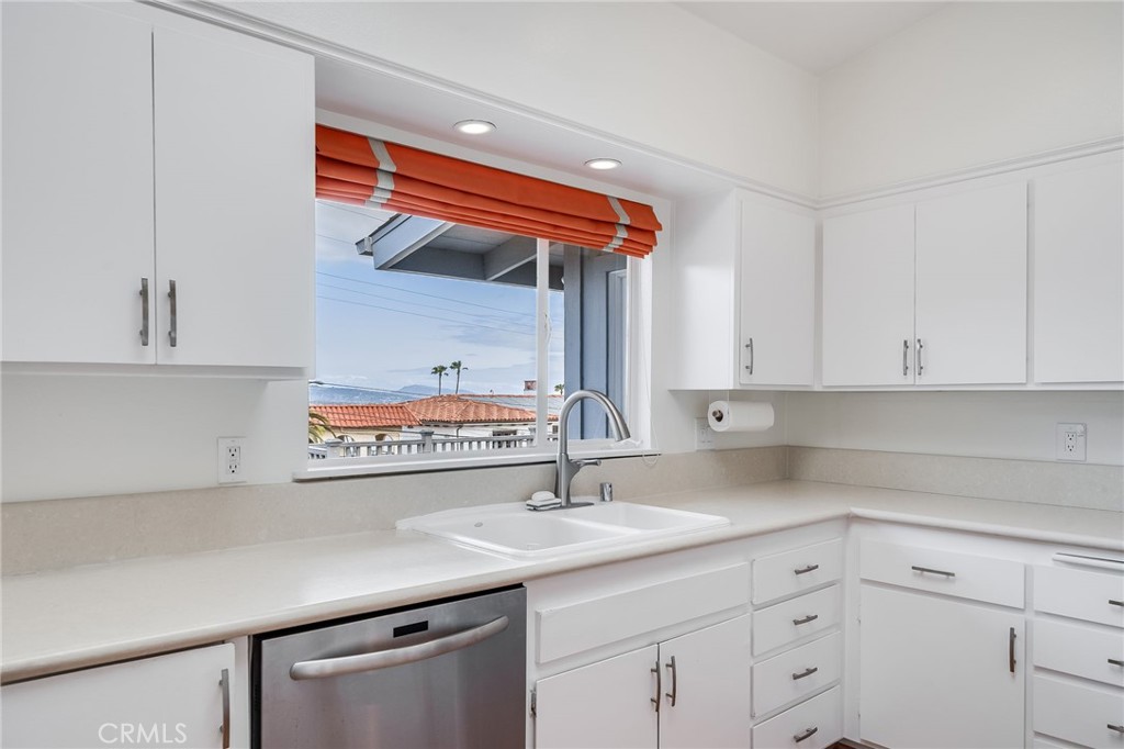 33932 Granada Drive Dana Point, CA 92629 - Photo 8 of 26