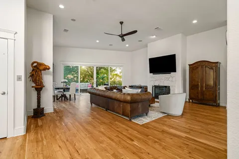 $2,350,000 | 1231 Parkway, Unit 2, Austin, TX 78703