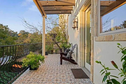 $2,350,000 | 1231 Parkway, Unit 2, Austin, TX 78703