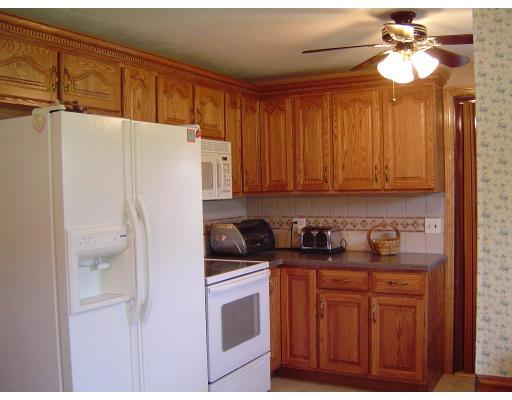 12 Bellingham Road Blackstone, MA 01504 - Photo 9 of 15 Gallery Image 9