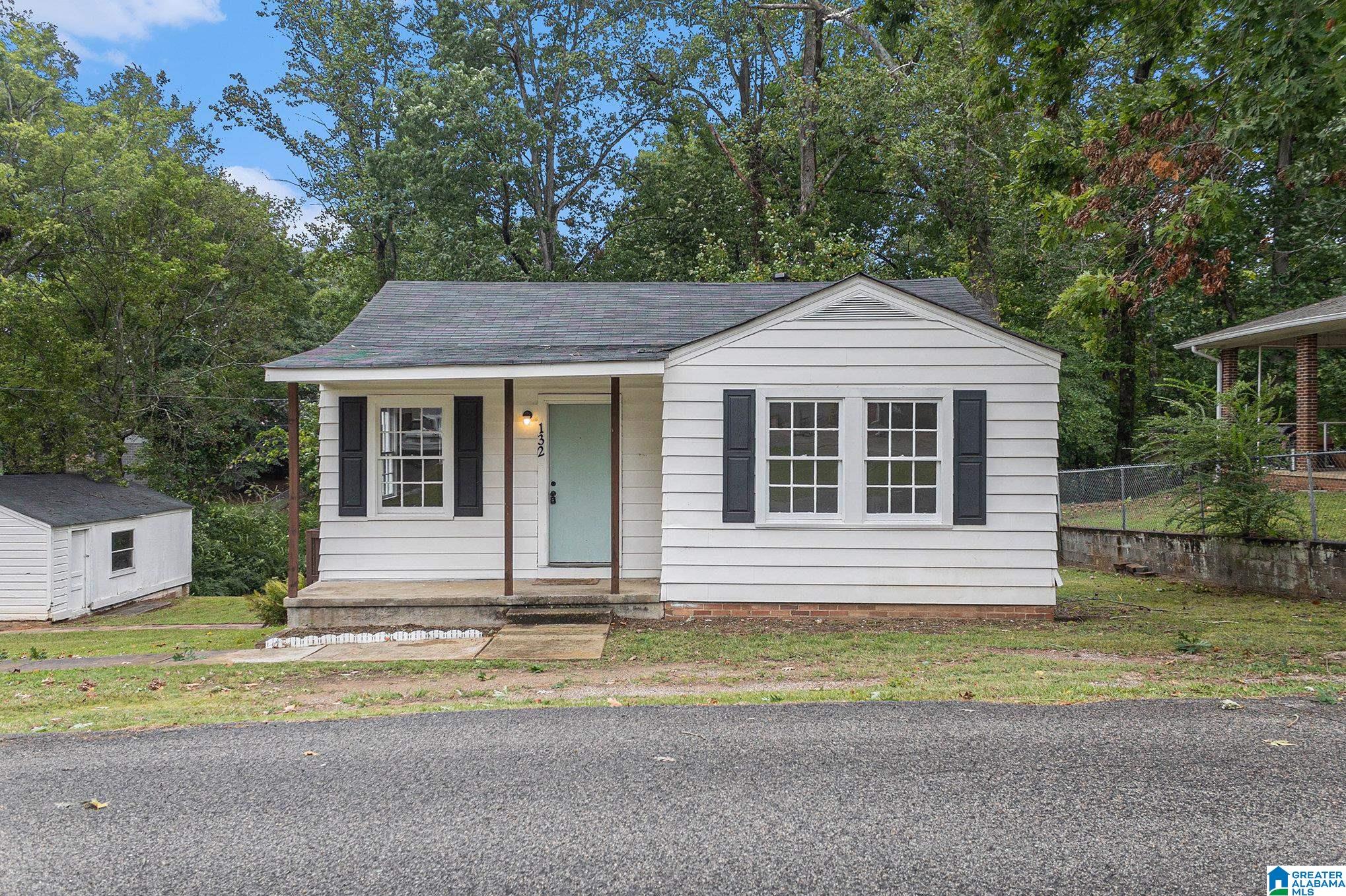 132 Sunset Drive Bessemer, AL 35023 - Photo 2 of 19