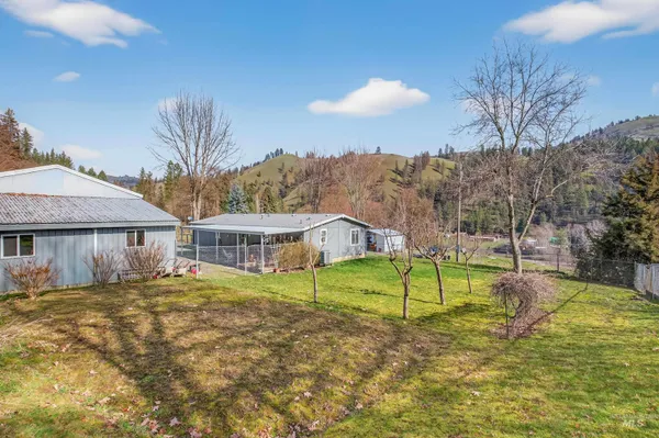 $379,000 | 450 Marion Street, Peck, ID 83545