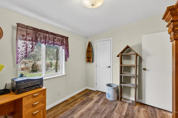 $379,000 | 450 Marion Street, Peck, ID 83545