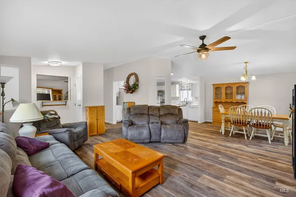 $379,000 | 450 Marion Street, Peck, ID 83545