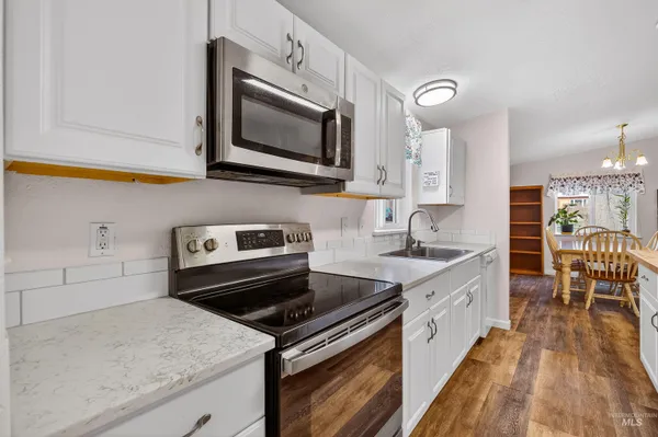 $379,000 | 450 Marion Street, Peck, ID 83545