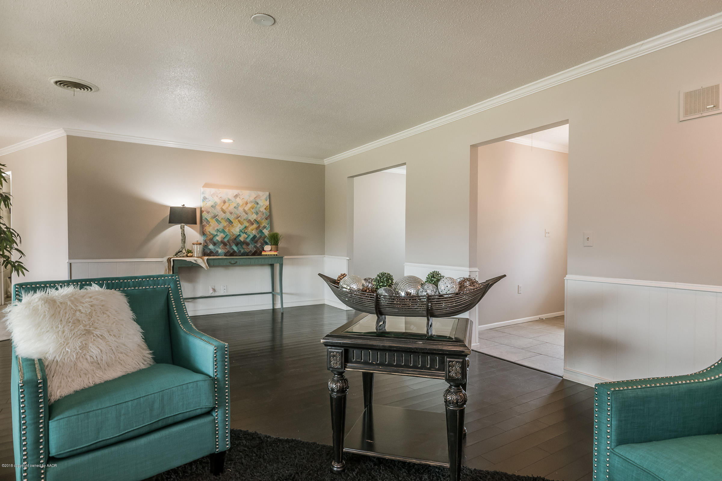 7200 Jameson Road Amarillo, TX 79106 - Photo 5 of 31 Living Room