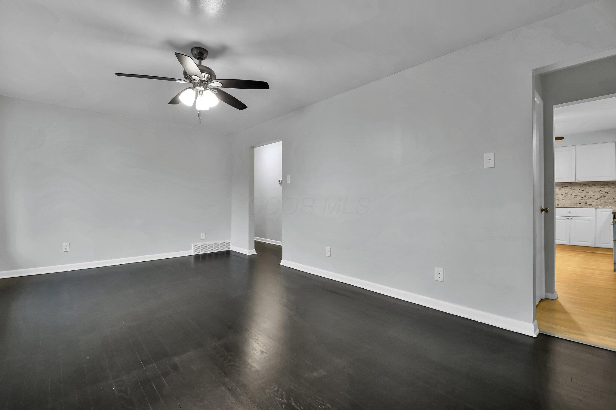 975 South Spring Road Westerville, OH 43081 - Photo 3 of 25 3