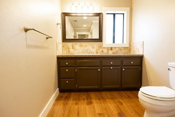 $629,800 | 45344 South Oakview Drive, Oakhurst, CA 93644