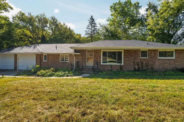 $295,000 | 8691 Ann Arbor Road, Grass Lake, MI 49240