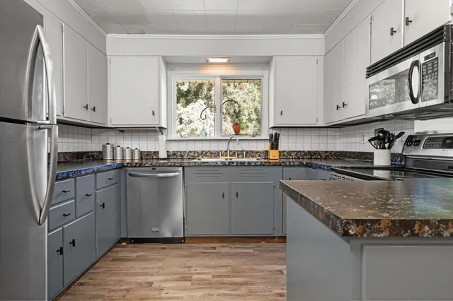 $295,000 | 8691 Ann Arbor Road, Grass Lake, MI 49240