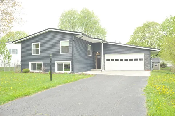 $296,000 | 28 Rodaha Drive, Big Flats, NY 14830