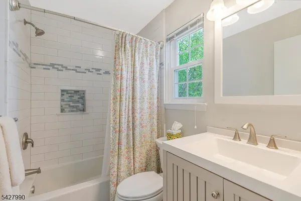 $3,275 | 14 Wood Duck Pond Road, Bedminster, NJ 07921