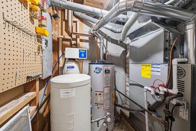 $424,900 | 19975 Merritt Avenue, Chippewa Lake, MI 49320