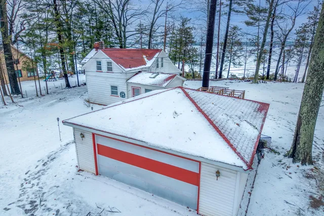 $424,900 | 19975 Merritt Avenue, Chippewa Lake, MI 49320