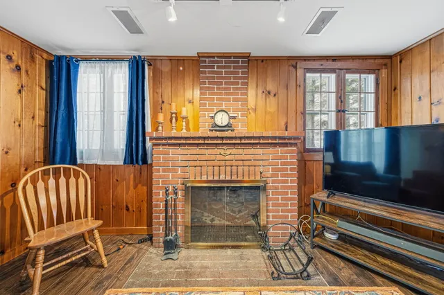 $424,900 | 19975 Merritt Avenue, Chippewa Lake, MI 49320