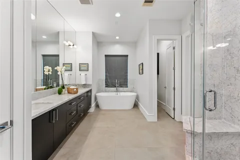 $997,500 | 917 Peden Street, Houston, TX 77006