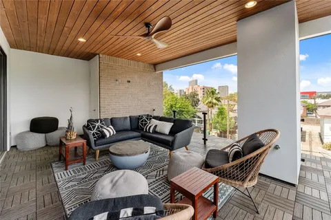 $997,500 | 917 Peden Street, Houston, TX 77006