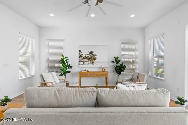 $4,949 | 469 Marquesa Circle, St. Johns, FL 32259