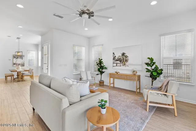 $4,949 | 469 Marquesa Circle, St. Johns, FL 32259