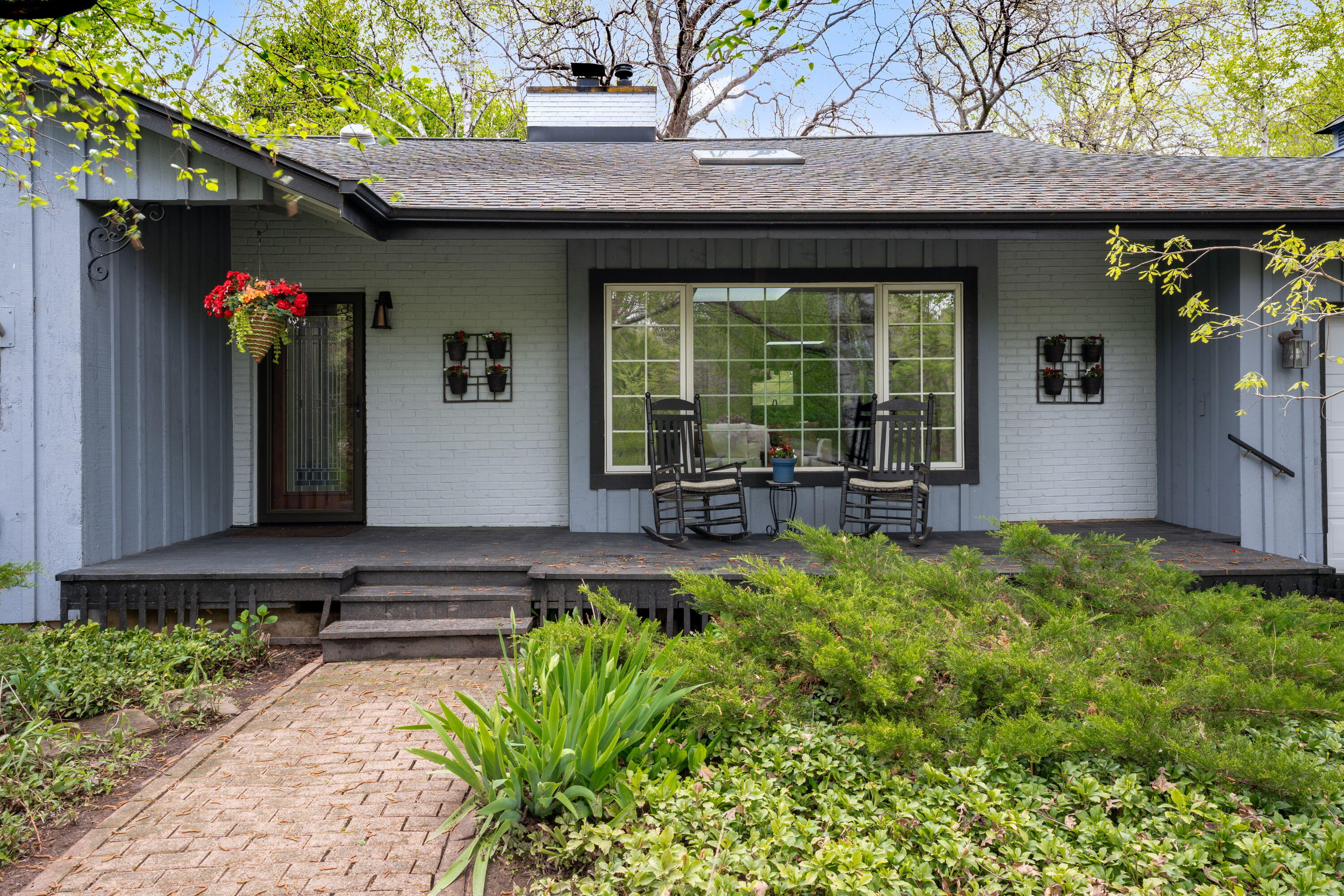 11016 Lakeside Road Mequon, WI 53092 - Photo 1 of 1 Welcome home!