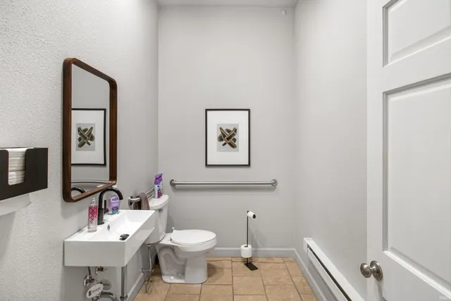 $349,900 | 395 Symmes Center Drive, Winchester, IN 47394