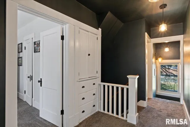 $234,900 | 101 South Stewart Street, Geneseo, IL 61254