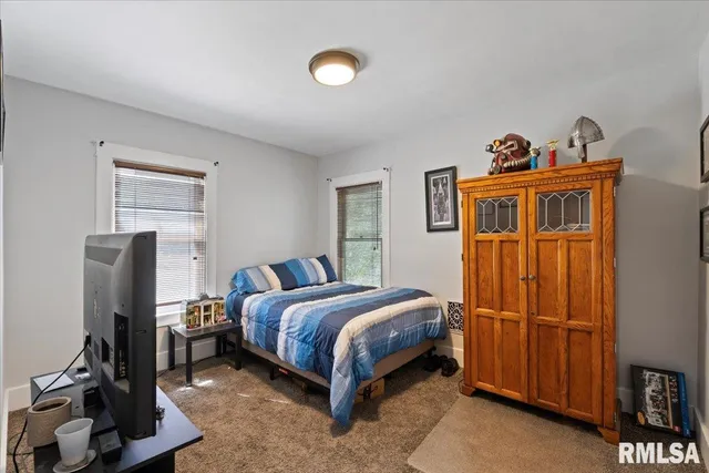 $234,900 | 101 South Stewart Street, Geneseo, IL 61254