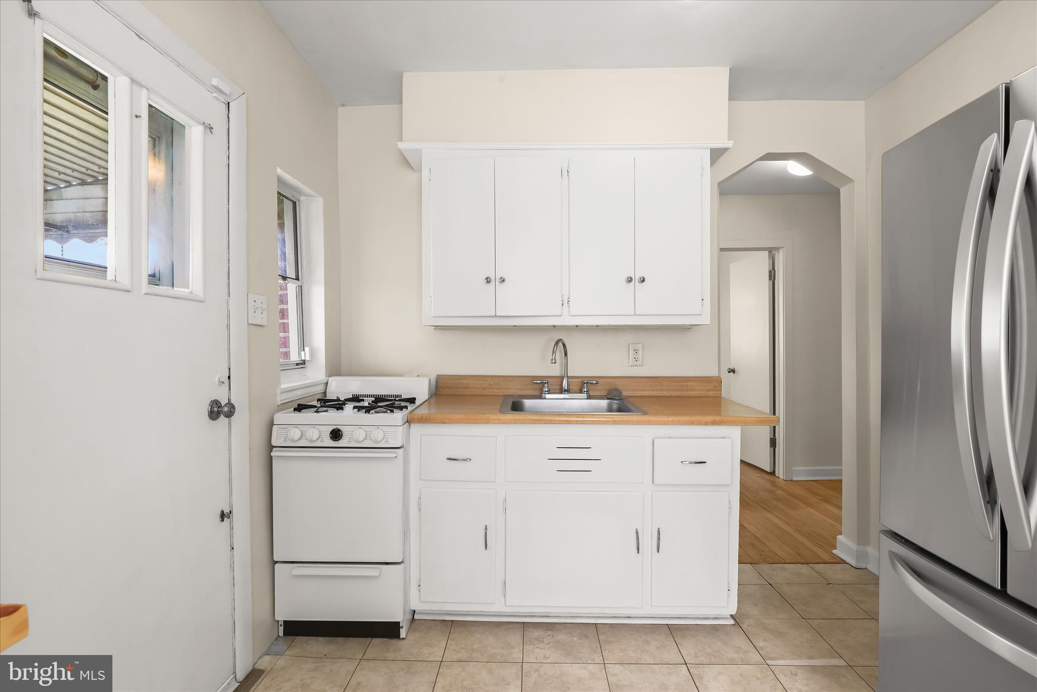 218 Kuethe Road Glen Burnie, MD 21060 - Photo 10 of 32 Kitchen