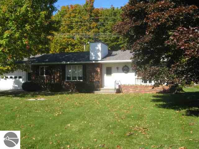 5300 Barney Road Traverse City, MI 49684 - Photo 1 of 13 1709389.JPG