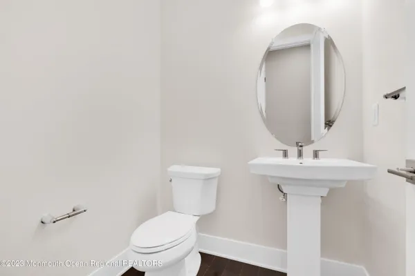 $5,850 | 5 Blaisdell Court, Unit 9, Middletown, NJ 07748