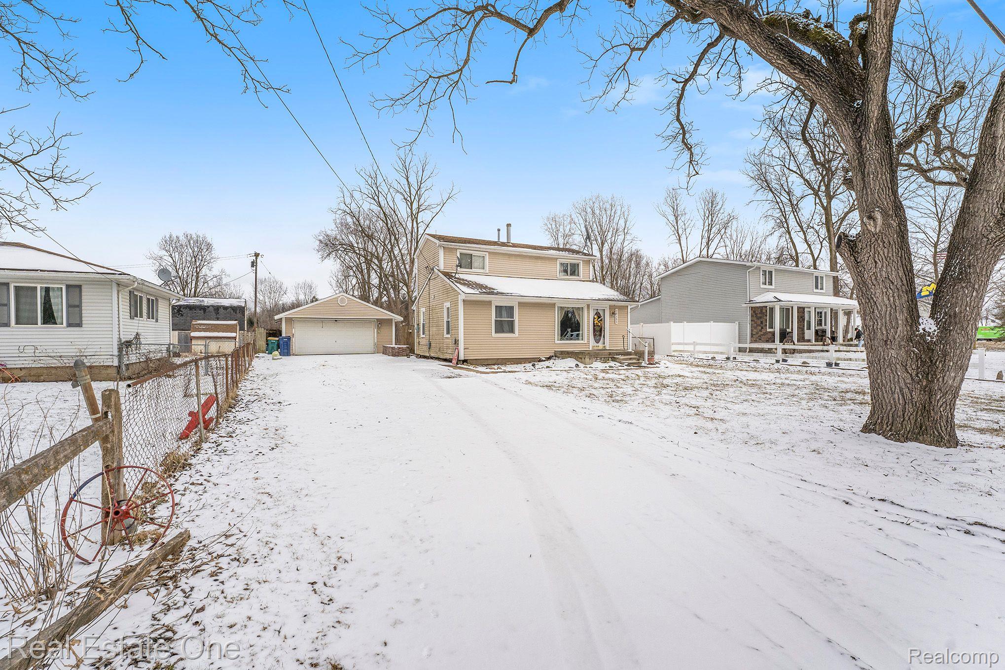 23133 Merriman Road New Boston, MI 48164 - Photo 2 of 17 Gallery Image 2